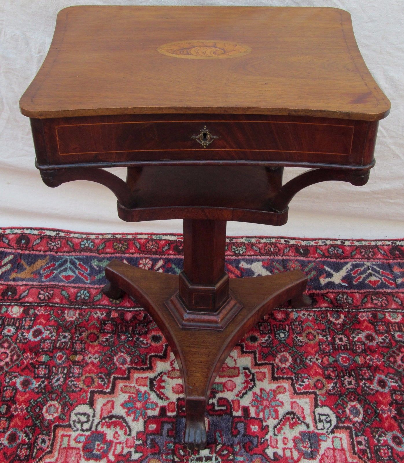 EARLY 19TH CENTURY REGENCY CONCH SHELL INLAID MAHOGANY SEWING TABLE