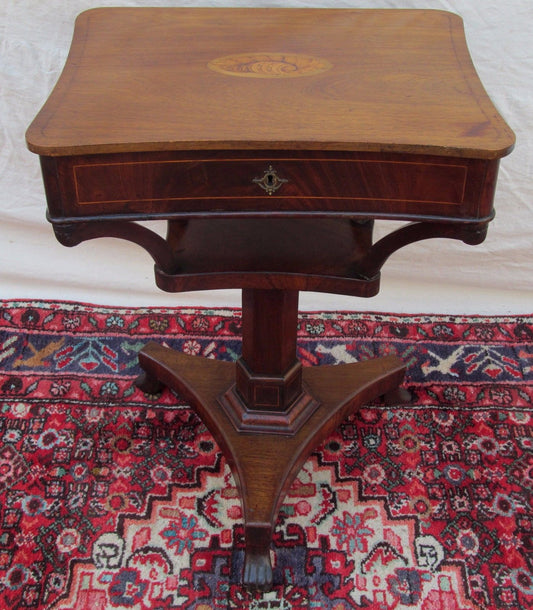 EARLY 19TH CENTURY REGENCY CONCH SHELL INLAID MAHOGANY SEWING TABLE