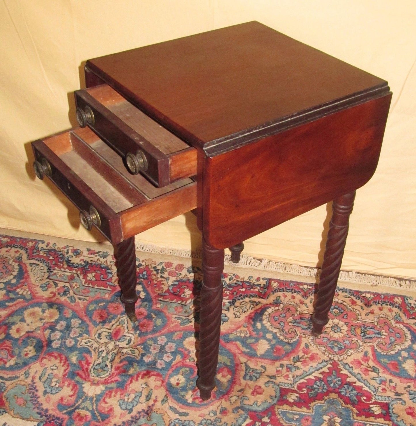 FINE SHERATON PERIOD DIMINUTIVE SALEM MASSACHUSETTS MAHOGANY WORK TABLE-ORIGINAL