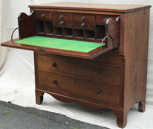 EXCEPTIONAL FEDERAL PERIOD SOUTHERN WALNUT BUTLERS DESK W/ RARE TENDRIL CARVINGS