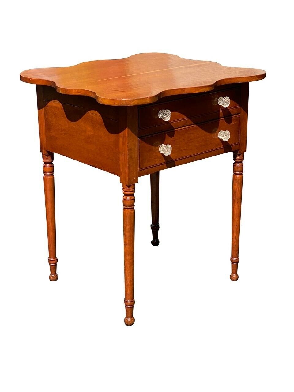19TH C ANTIQUE SHERATON CONNECTICUT CHERRY WORK TABLE / NIGHT STAND W SHAPED TOP