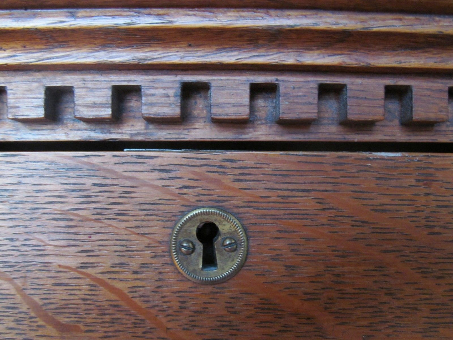 VICTORIAN OAK KITCHEN CABINET WITH CARVED DENTAL WORK MOLDING