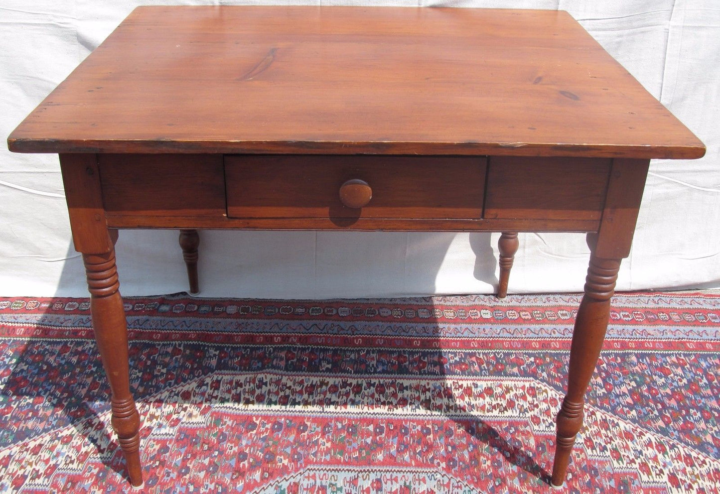 LARGE EARLY 19TH CENTURY OHIO RIVER VALLEY TAVERN TABLE IN PINE W/ PEGGED JOINTS