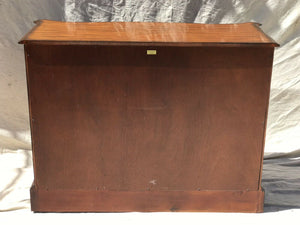 20TH C MAITLAND SMITH CHIPPENDALE ANTIQUE STYLE MAHOGANY DRESSER / CHEST