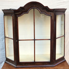Load image into Gallery viewer, 18TH C WILLIAM &amp; MARY PERIOD ANTIQUE WALL CABINET / VITRINE W/TOMBSTONE BONNET