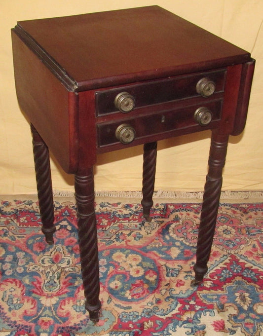 FINE SHERATON PERIOD DIMINUTIVE SALEM MASSACHUSETTS MAHOGANY WORK TABLE-ORIGINAL