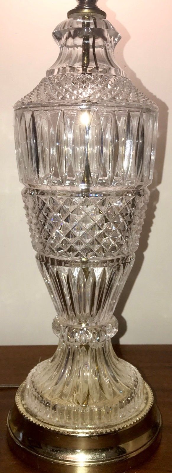 VINTAGE NEO-CLASSICAL STYLE WATERFORD HAND CUT LEADED CRYSTAL LAMP W/ SILK SHADE