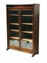 Load image into Gallery viewer, 19TH C ANTIQUE VICTORIAN DOUBLE DOOR OAK BOOKCASE / CHINA CABINET
