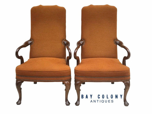 20TH C QUEEN ANNE ANTIQUE STYLE PAIR OF WALNUT ARM CHAIRS