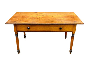 19TH C ANTIQUE COUNTRY PRIMITIVE NEW ENGLAND SCRUBBED PINE TAVERN TABLE ~ 5 FEET