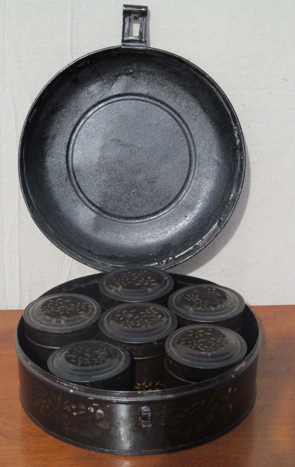 EARLY 19TH CENTURY TOLE WARE SPICE CANISTER SET