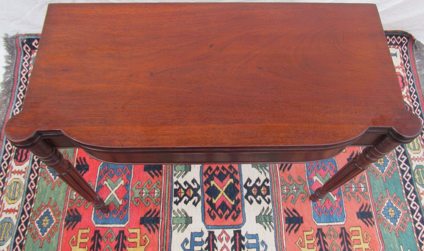 SHERATON PORTSMOUTH NEW HAMPSHIRE MAHOGANY GAME TABLE-RING & SHAPED CARVINGS