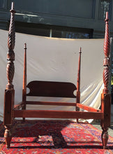 Load image into Gallery viewer, 18TH CENTURY SALEM MASSACHUSETTS FOUR TALL POSTER TESTER BED