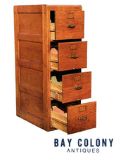 Load image into Gallery viewer, 20TH C ANTIQUE ARTS &amp; CRAFTS LIBRARY BUREAU 4 DRAWER TIGER OAK FILE CABINET