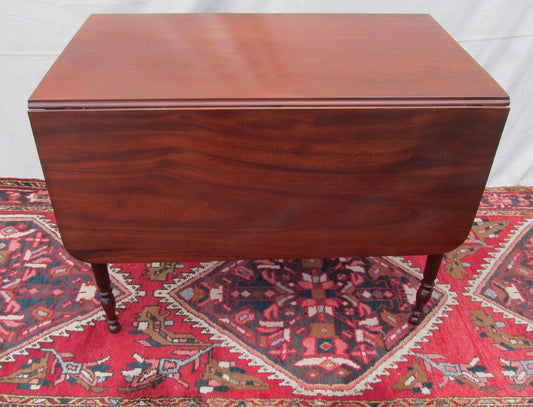 SHERATON PERIOD SOLID HONDURAN MAHOGANY BOSTON PEMBROKE TABLE