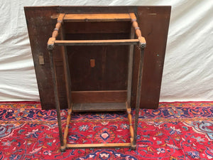18TH C WILLIAM & MARY PERIOD NEW ENGLAND ANTIQUE DROP LEAF TAVERN / DINING TABLE
