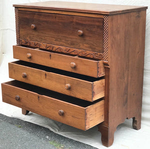 EXCEPTIONAL FEDERAL PERIOD SOUTHERN WALNUT BUTLERS DESK W/ RARE TENDRIL CARVINGS