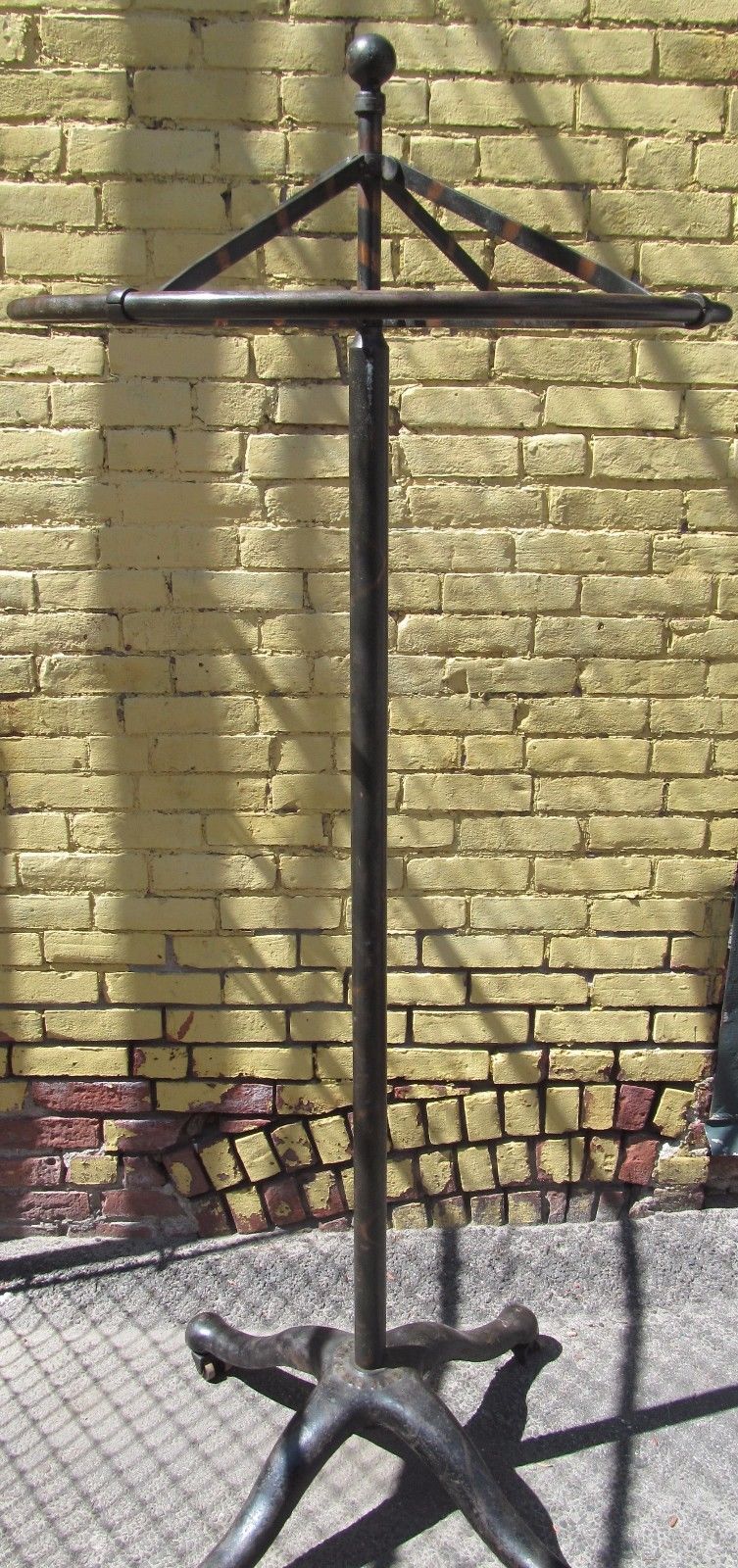 INDUSTRIAL MACHINE AGE CAST IRON REVOLVING COAT RACK W/PICKLED METAL DESIGNS 75