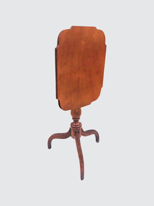 TIGER MAPLE & CHERRY 18TH CENTURY FEDERAL TILT TOP CANDLESTAND WITH OVOLO TOP