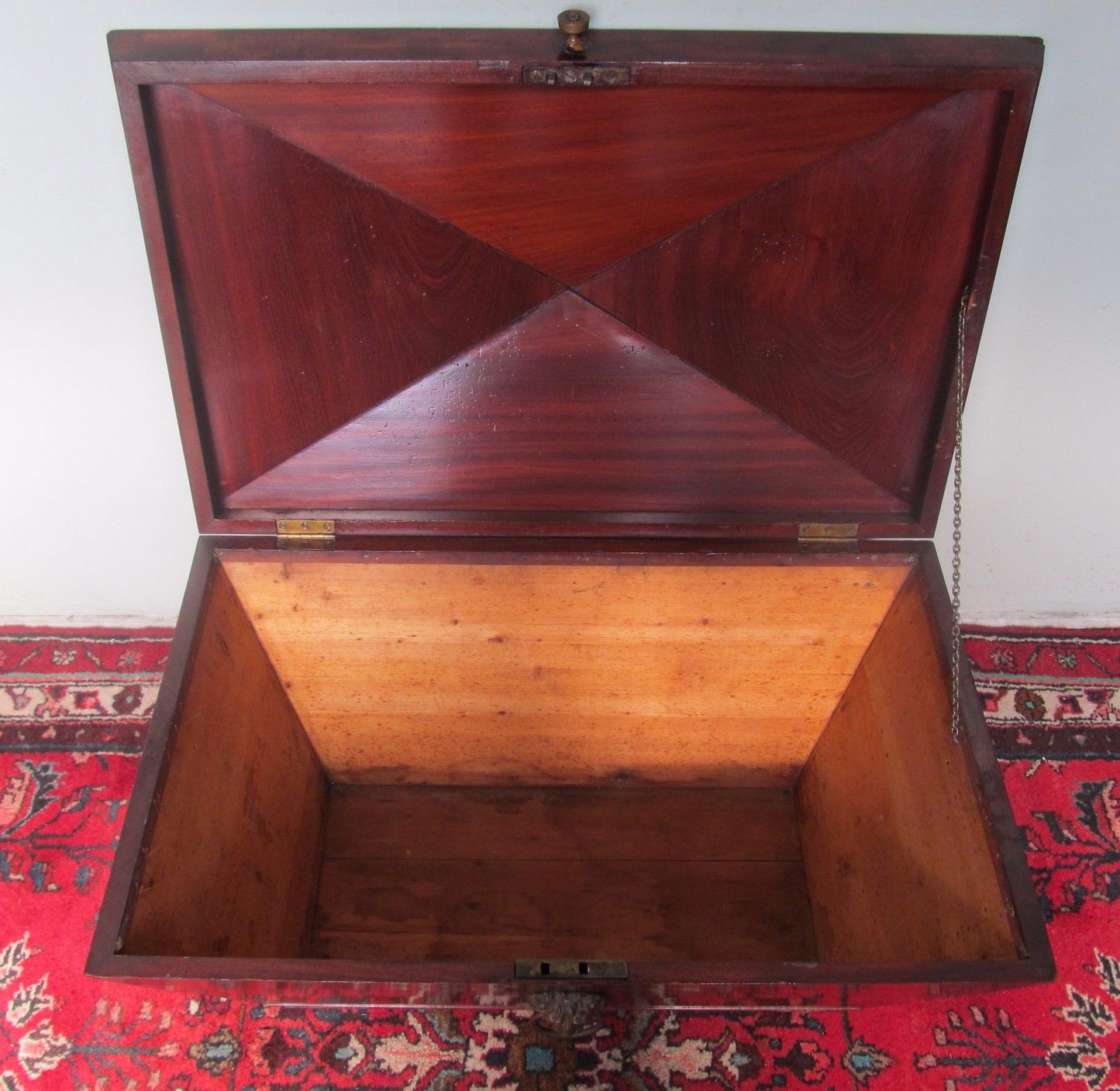 GEORGE III PERIOD MAHOGANY EBONY INLAID SARCOPHAGUS FORMED CELLARETTE