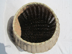 LATE 19TH CENTURY OVOID SPLINT WOVEN COVERED BASKET IN OLD WHITE PAINT