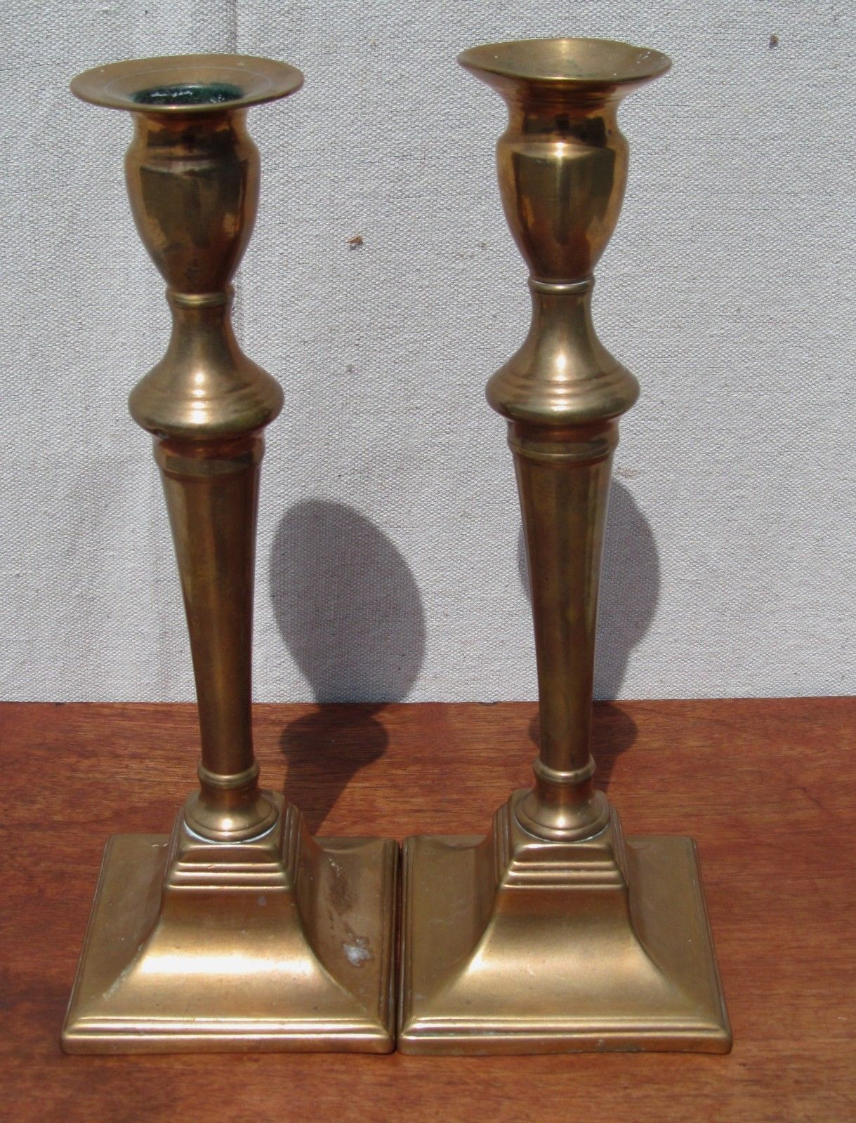 FINE 18TH CENTURY QUEEN ANNE PERIOD PAIR BRASS CANDLESTICKS