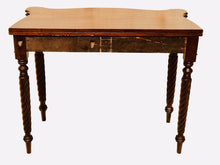 Load image into Gallery viewer, 18TH C MCINTIRE SCHOOL FEDERAL PERIOD OVOLO TOP ANTIQUE MAHOGANY GAME TABLE