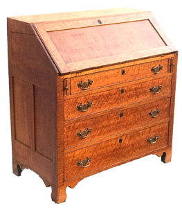 18TH C. CHIPPENDALE TIGER MAPLE & BIRDS EYE MAPLE SLANT LID SECRETARY DESK