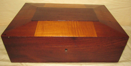 ORIGINAL SHAKER MIXED WOODS SEWING BOX WITH FULL INTERIOR