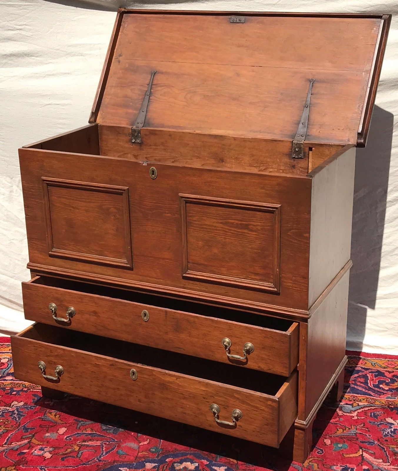 VERY RARE 18TH CENTURY LONG ISLAND PINE BLANKET CHEST QUEEN ANNE PERIOD