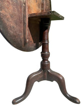 Load image into Gallery viewer, Important Queen Anne Walnut Tea Table - Charleston South Carolina Circa 1760
