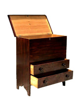Load image into Gallery viewer, 19TH C ANTIQUE NEW ENGLAND GRAIN PAINTED PRIMITIVE PINE LIFT TOP BLANKET CHEST