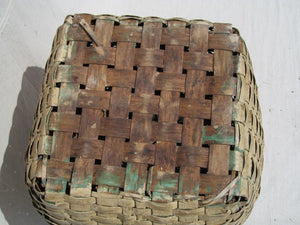 LATE 19TH CENTURY OVOID SPLINT WOVEN COVERED BASKET IN OLD WHITE PAINT