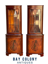 Load image into Gallery viewer, 20TH C PAIR OF FEDERAL ANTIQUE STYLE FLAME MAHOGANY CORNER CABINETS
