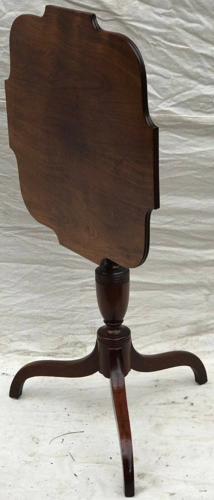 MAHOGANY QUEEN ANNE STYLE CANDLE STAND BY IRVING & CASSON - BOSTON EARLY 20TH C