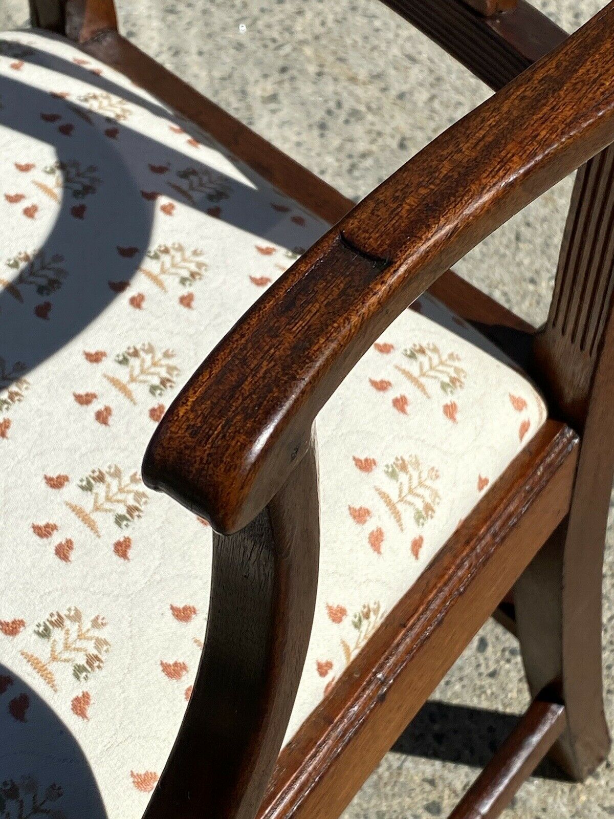 19TH C ANTIQUE FEDERAL PERIOD MAHOGANY ARM CHAIR W/ FOLK ART EMBROIDERED SEAT