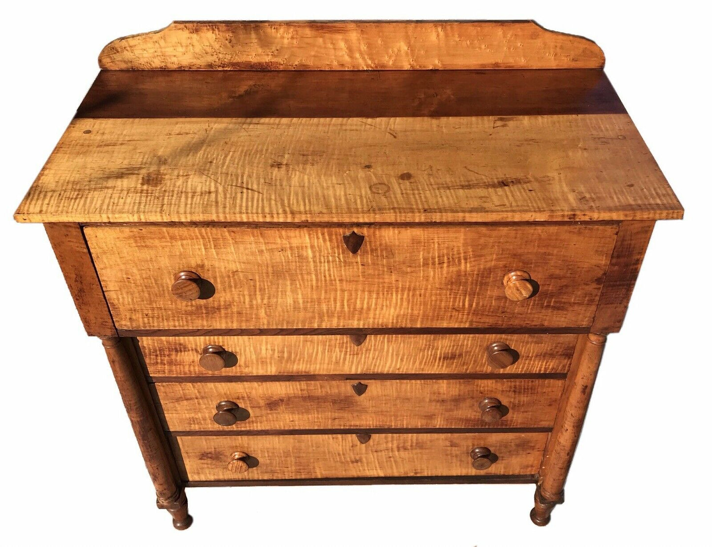 19TH C ANTIQUE TIGER MAPLE COUNTRY PRIMITIVE DRESSER / CHEST