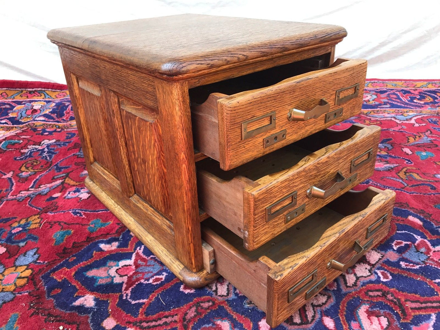 VICTORIAN TIGER OAK RAISED PANEL 3 DRAWER DESKTOP FILE CABINET