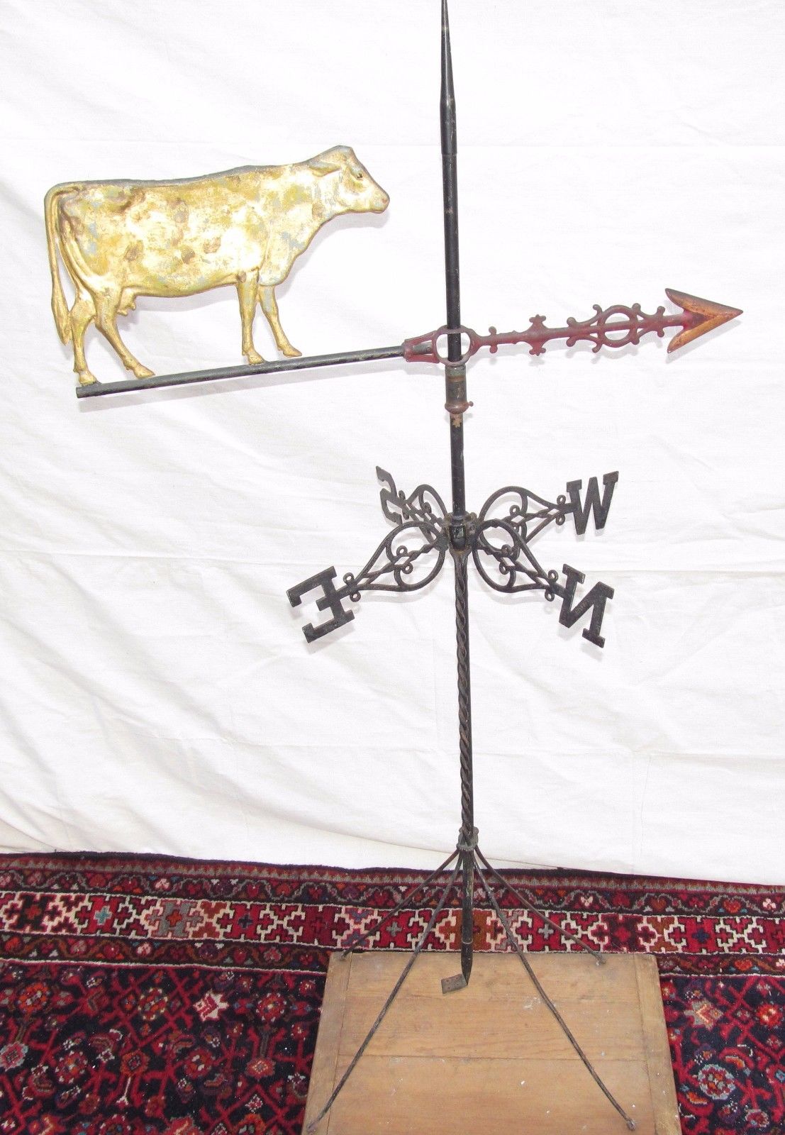 ANTIQUE DAIRY COW WEATHERVANE WITH MOUNT & STANDARDS ON DISPLAY BASE BY CUSHING