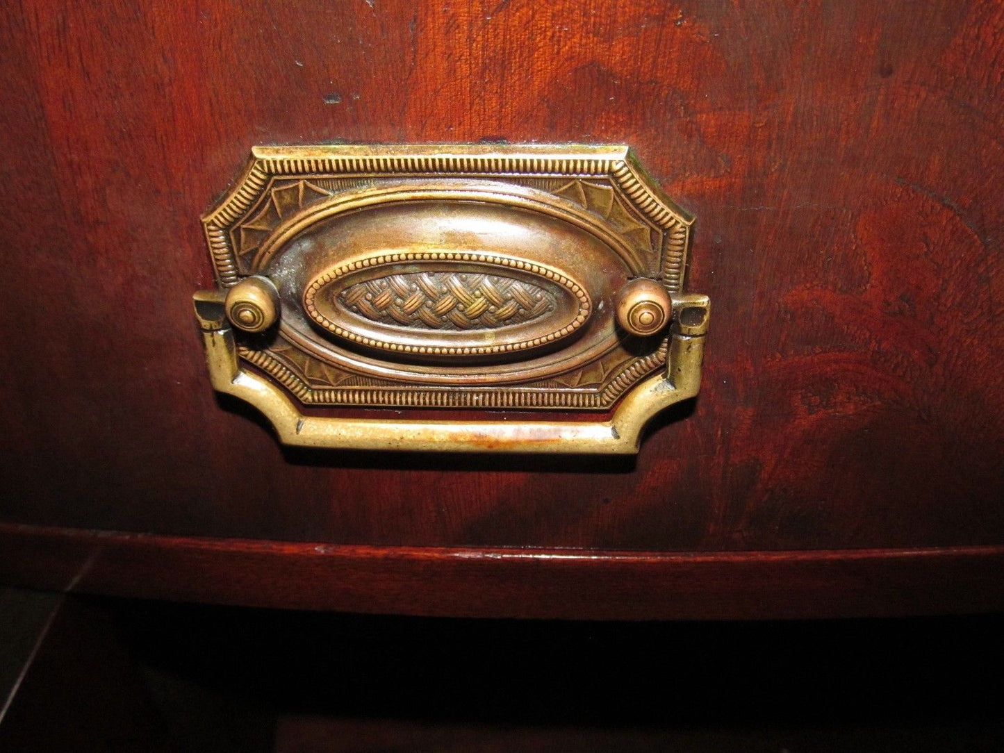 EXCEPTIONAL SOLID MAHOGANY HEPPLEWHITE SIDEBOARD BY CB SWIFT CAMBRIDGE MA