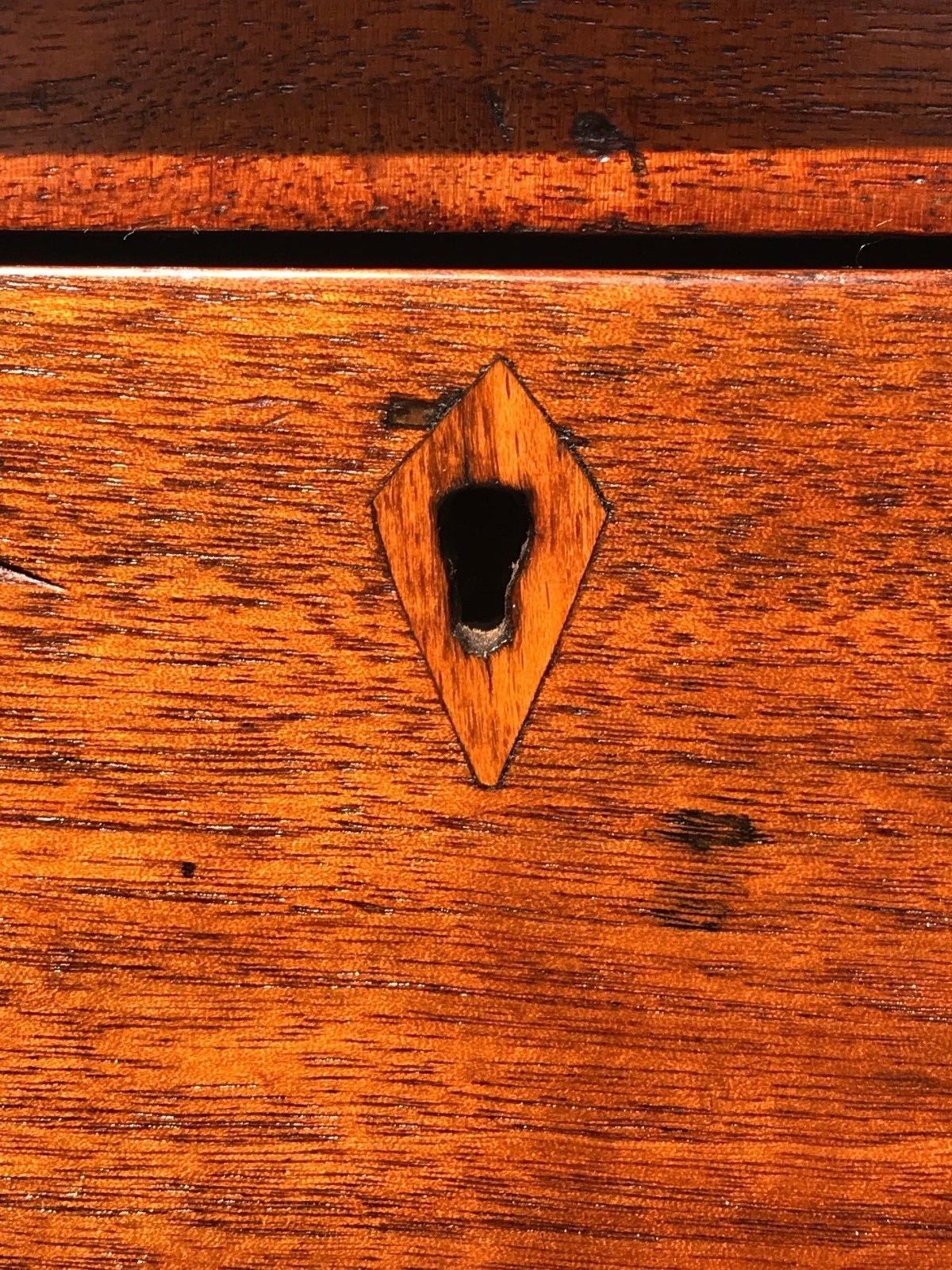 EARLY 19TH C FEDERAL PERIOD SOUTHERN WALNUT VALUABLE / SUGAR CHEST - EXCEPTIONAL