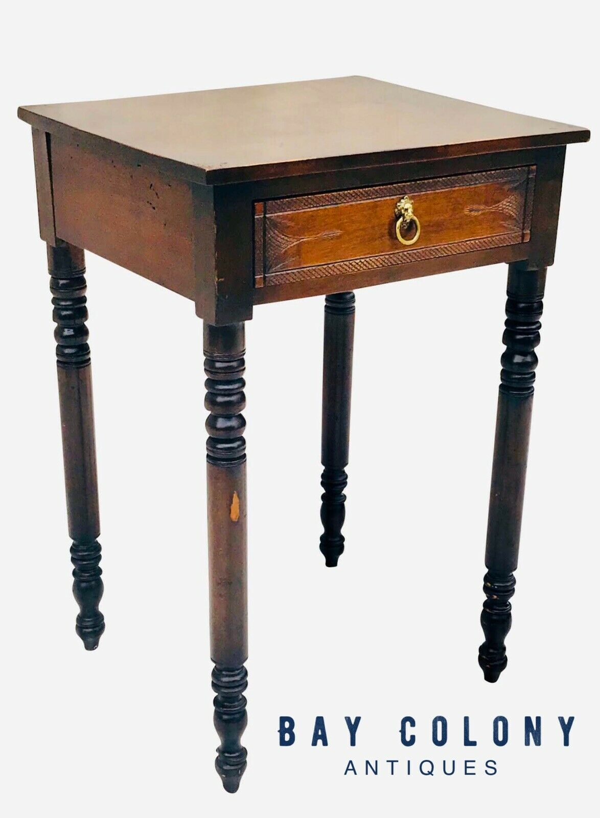 19TH C ANTIQUE SHERATON PENNSYLVANIA WALNUT WORK TABLE / NIGHTSTAND