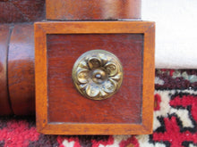 Load image into Gallery viewer, FEDERAL PERIOD REVERSE PAINTED DECORATIVE MIRROR IN CARVED MAHOGANY FRAME